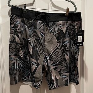 Dakine Men's Tropical Leaf Pattern Swim Shorts 38